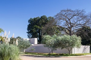 Panieira house in Brazil by Bloco Arquitetos
