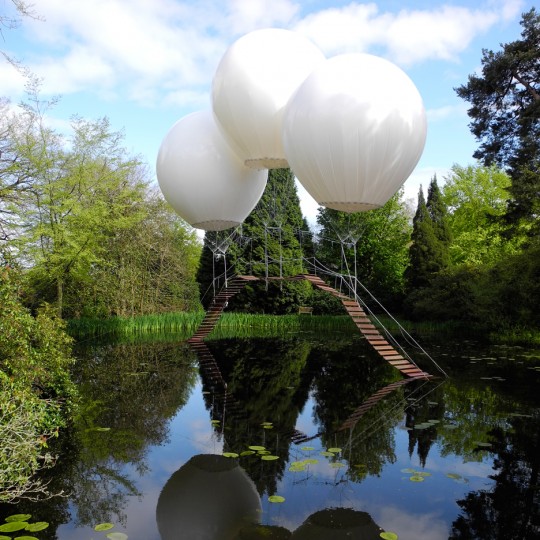 Pont de Singe balloon bridge by Olivier Grossetête