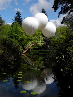 Pont de Singe balloon bridge by Olivier Grossetête