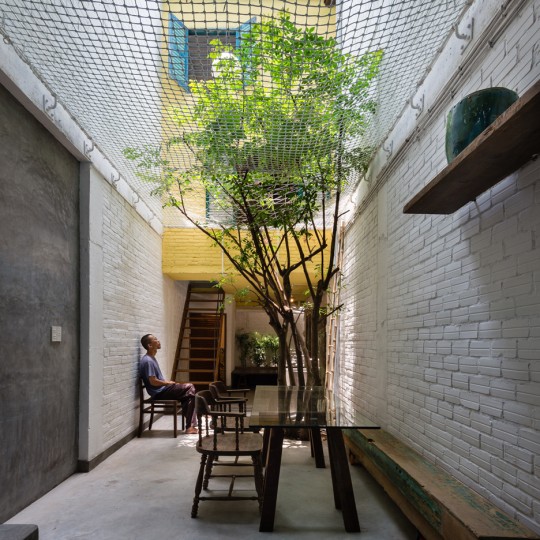 Saigon house by a21 Studio