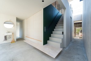 Go Bang House by Shoji Takeru Architects