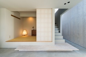 Go Bang House by Shoji Takeru Architects