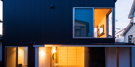 Go Bang House by Shoji Takeru Architects
