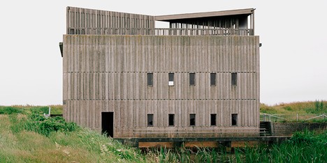 Johansen Skovsted Arkitekter convert 1960s pump stations into river viewing points