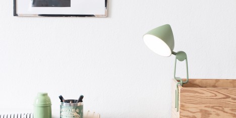 Snap Lamp by Marie Hesseldahl