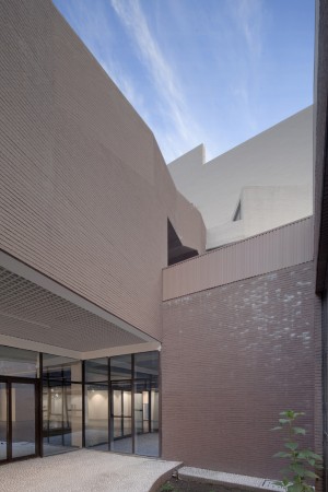 Spring Art Museum by Praxis d'Architecture