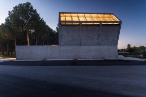 Tanatorium by Salas Architecture + Design