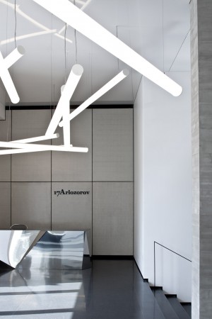 Urban Sales Office by Pitsou Kedem