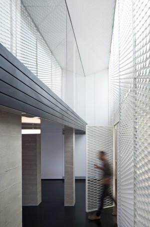 Urban Sales Office by Pitsou Kedem
