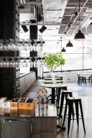 Usine by Richard Lindvall