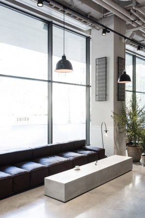 Usine by Richard Lindvall