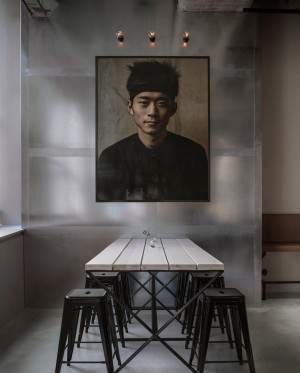 Usine by Richard Lindvall