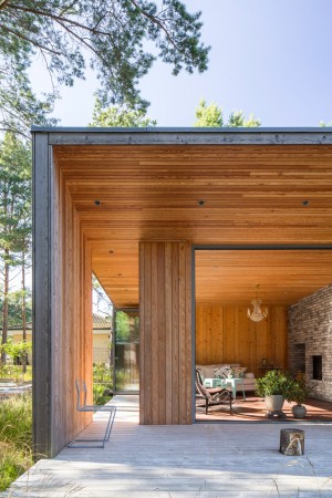 Villa Ljung by Johan Sundberg