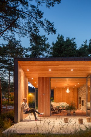 Villa Ljung by Johan Sundberg