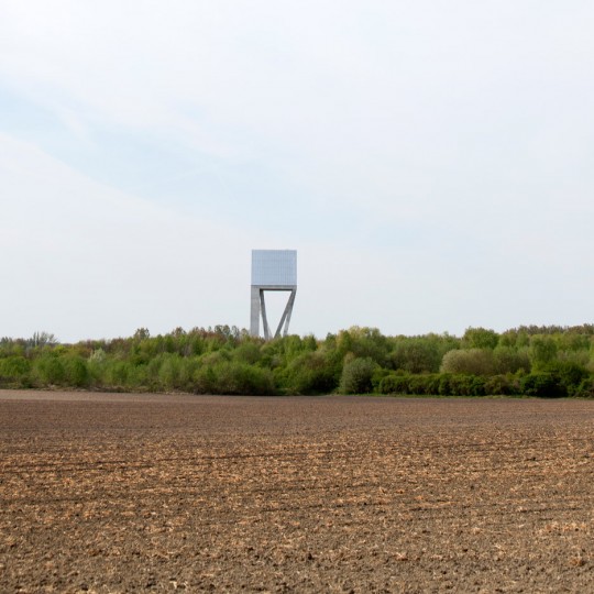 Water-Tower_Chateau-D'eau_V-Plus_Ghlin-Baudour-industrial-estate_Brussels_Maxime-Delvaux_dezeen_936_3