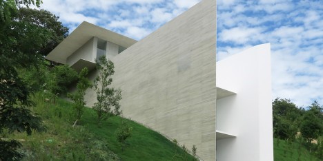 YA-House by Kubota Architect Atelier