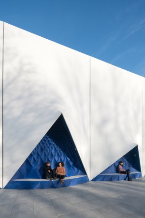 3D printed facade for EU building by Heijmans and DUS Architects
