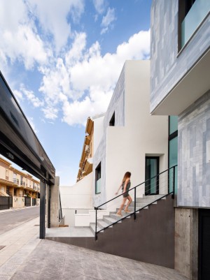 A&T House by Ariasrecalde Taller de Arquitectura