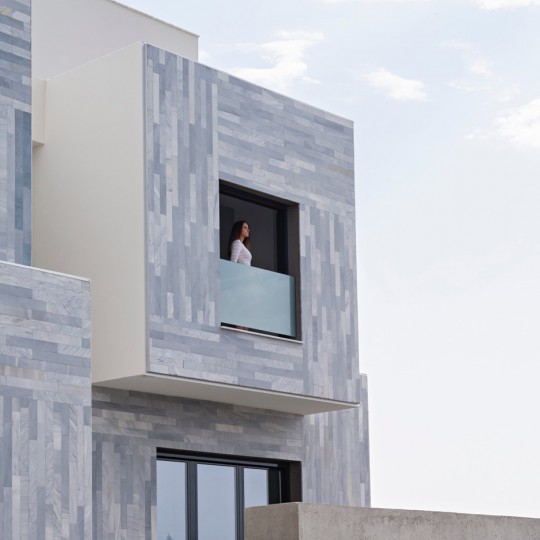 A&T House by Ariasrecalde Taller de Arquitectura