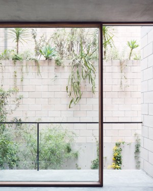 Antonio Sola House in Mexico City by Ambrosi Etchegaray