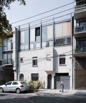 Antonio Sola House in Mexico City by Ambrosi Etchegaray