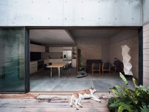 Antonio Sola House in Mexico City by Ambrosi Etchegaray