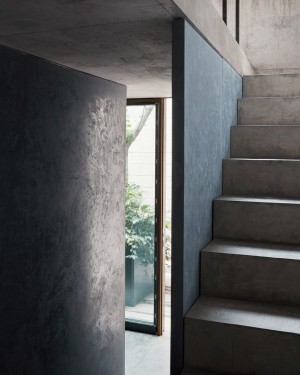 Antonio Sola House in Mexico City by Ambrosi Etchegaray