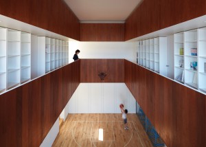 Basketball Court House by Koizumi Sekkei