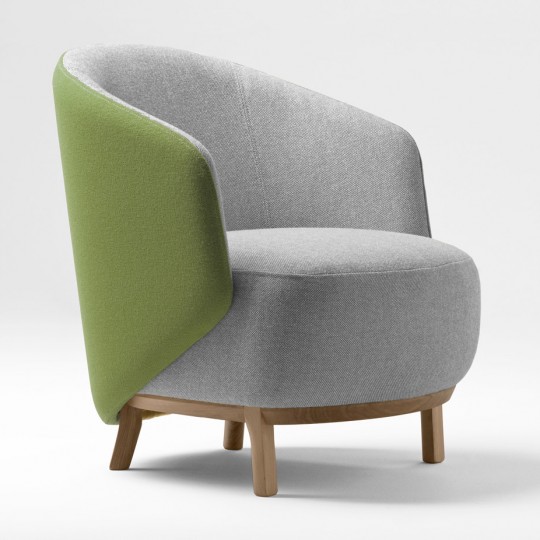 Concha armchair by Samuel Accoceberry
