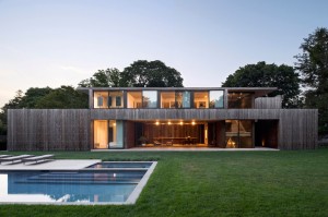 Elizabeth II house by Bates Masi