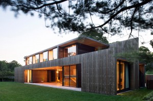 Elizabeth II house by Bates Masi