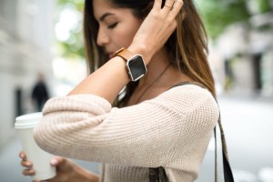 Fitbit-Blaze_smartwatch_design_lifestyle_dezeen_lifestyle_936_1