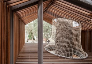 IMJ tree house by Ifat Finkelman and Deborah Warschawski