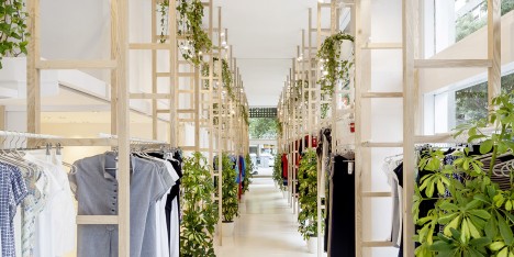 Mit Mat Mama Store in Barcelona by Román Izquierdo Bouldstridge