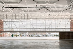 Multipurpose Educational Hall by Carmen Martinez, Gregori Carmel Gradolo Martinez and Arturo Sanz Martinez