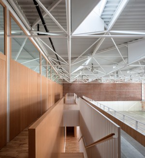 Multipurpose Educational Hall by Carmen Martinez, Gregori Carmel Gradolo Martinez and Arturo Sanz Martinez