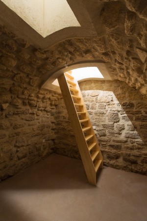 One-room flat in Paris by Anne Rolland Architecte