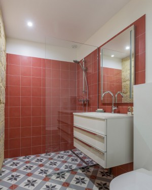 One-room flat in Paris by Anne Rolland Architecte