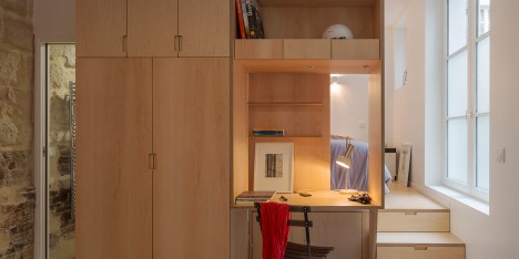 One-room flat in Paris by Anne Rolland Architecte