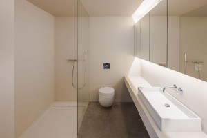 Refúgio na Montaria in Viana do Castelo, Portugal by Carvalho Araújo
