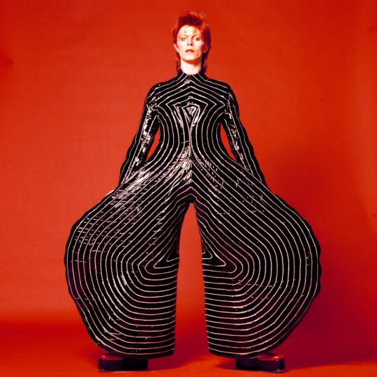 Readers pay tribute to David Bowie in Dezeen comments update