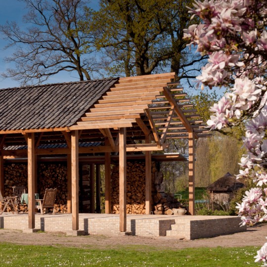 Timber pavilion by deBOSSA