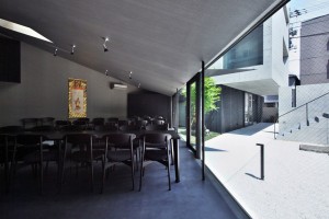 Tsunyuji by Satoru Hirota Architects