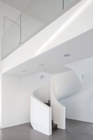 Villa Lumi by Avanto Architects