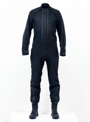 Y-3 creates spacesuits for Virgin Galactic pilots