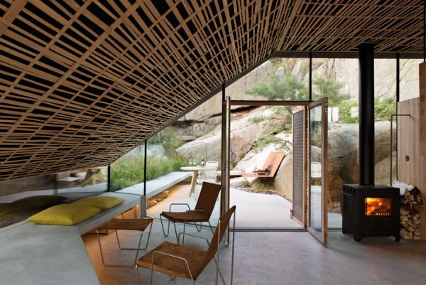 Cabin Knapphullet by Lund Hagem