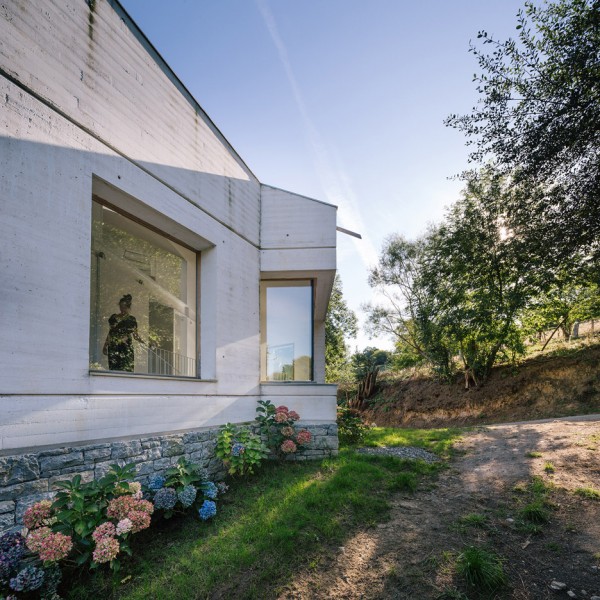 Casa Tmolo by PYO Arquitectos