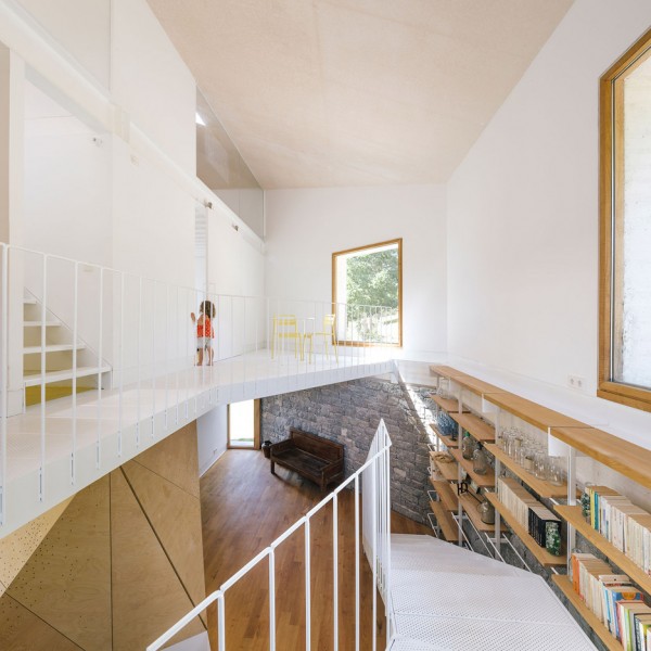 Casa Tmolo by PYO Arquitectos