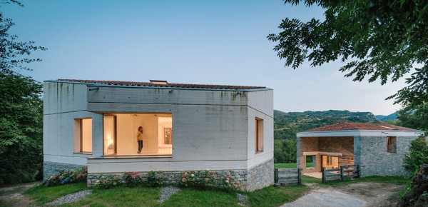 Casa Tmolo by PYO Arquitectos
