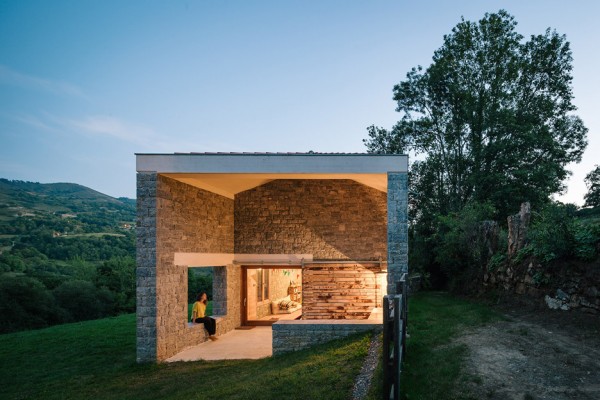 Casa Tmolo by PYO Arquitectos